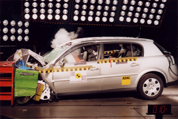 Краш тест Opel Vauxhall Signum (2003)